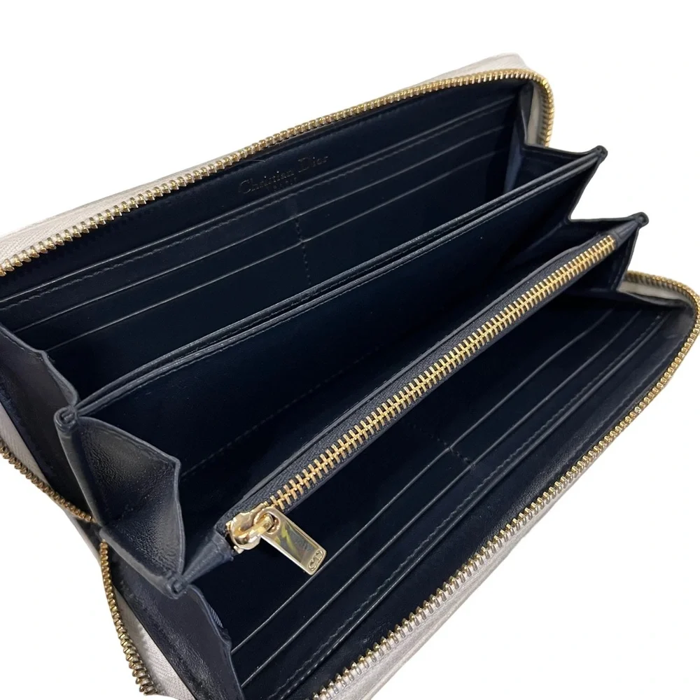 Dior Vibe Voyageur Zip Around Wallet